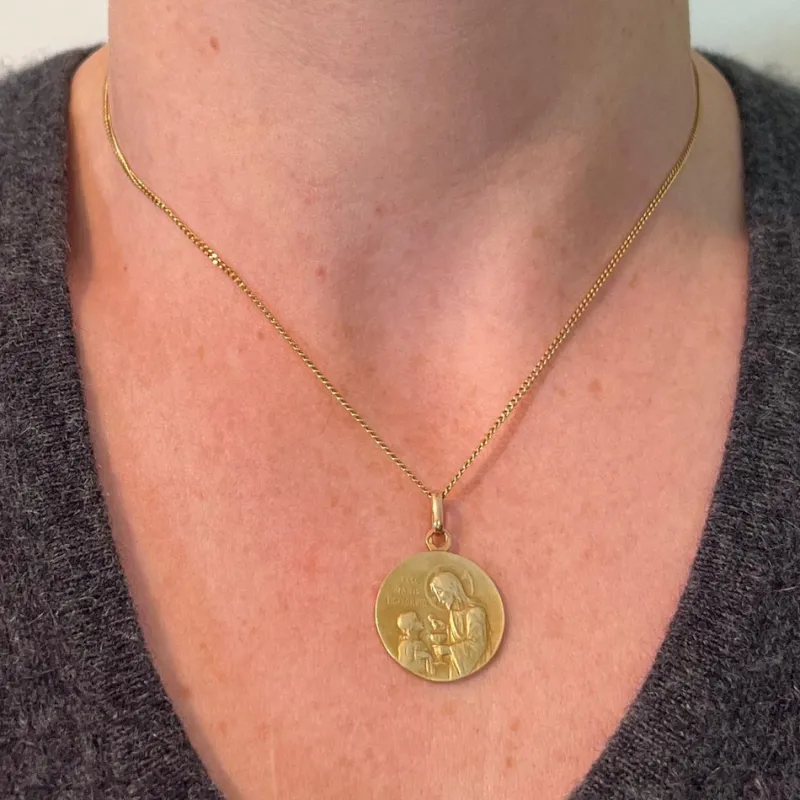 Pamono French Holy Communion 18k Yellow Gold Medal Pendant, 1890s> Necklaces