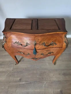 Pamono French Inlaid Marble Top Commode><noscript><img width=