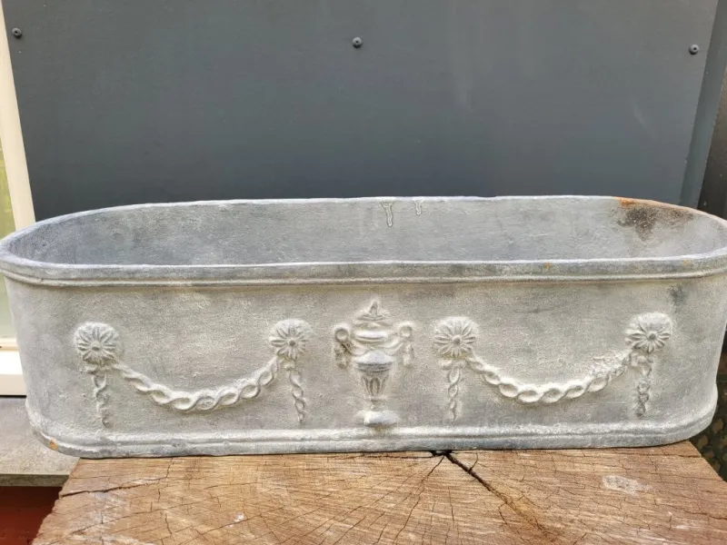 Pamono French Jardiniere in Cast Iron> Planters And Jardiniere