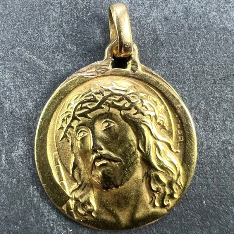 Pamono French 18k Yellow Gold Jesus Christ Crown of Thorns Medal Charm Pendant by Charl, 1950s> Necklaces
