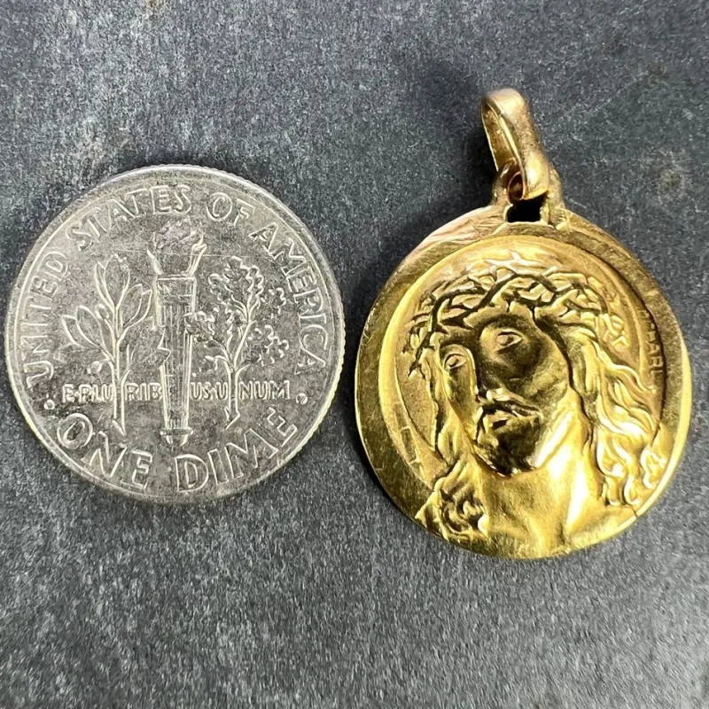 Pamono French 18k Yellow Gold Jesus Christ Crown of Thorns Medal Charm Pendant by Charl, 1950s> Necklaces
