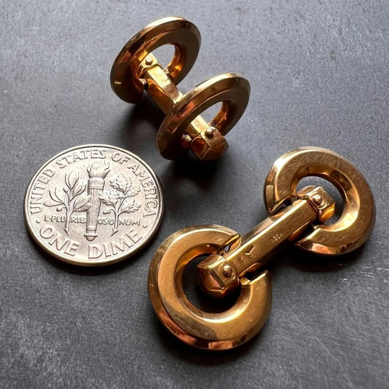 Pamono French 18k Yellow Gold Mecan Elde Hexagonal Circle Cufflinks, 1940s, Set of 2> Cufflinks
