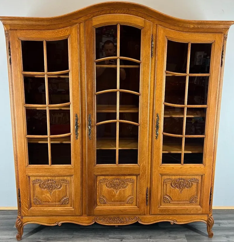 Pamono French Louis XIV Style Oak Display Bookcase> Cabinets & Wardrobes