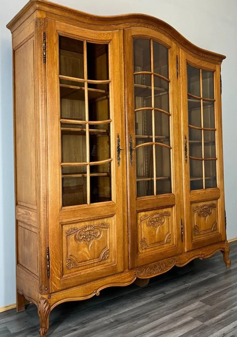 Pamono French Louis XIV Style Oak Display Bookcase> Cabinets & Wardrobes