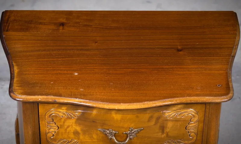 Discount Pamono French Louis XV Style Bedside Tables, 20th Century, Set of 2
