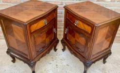 Pamono French Louis XV Style Walnut & Marquetry Bedside Tables, Set of 2><noscript><img width=