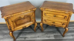 Pamono French Louis XVI Style Oak Bedside Tables, Set of 2> Nightstands