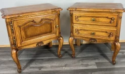 Pamono French Louis XVI Style Oak Bedside Tables, Set of 2> Nightstands