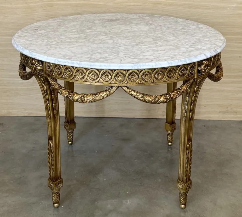 Sale Pamono French Louis XVI Style Oval Giltwood Carved Center Table, 1890s