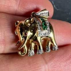 Pamono French Lucky Elephant Emerald Diamond Ruby 18k Yellow Gold Charm Pendant, 1950s><noscript><img width=