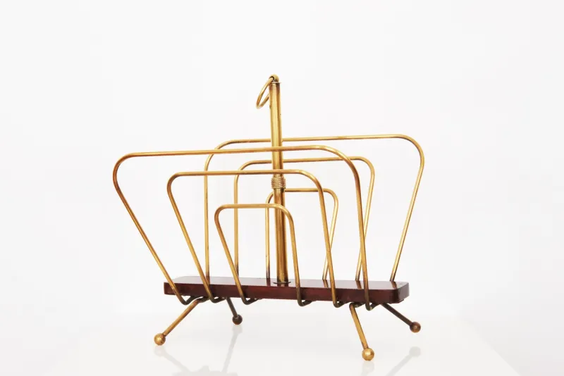Pamono French Magazine Rack in Brass and Wood attributed to Jacques Adnet, 20th Century> Magazine Racks