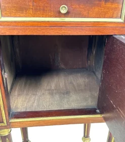 Pamono French Mahogany Bedside Tables, 1870s, Set of 2> Nightstands