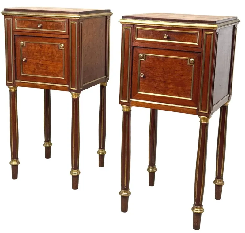 Pamono French Mahogany Bedside Tables, 1870s, Set of 2> Nightstands