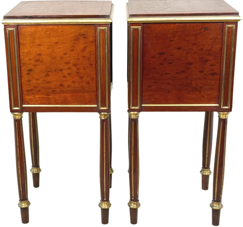 Pamono French Mahogany Bedside Tables, 1870s, Set of 2> Nightstands