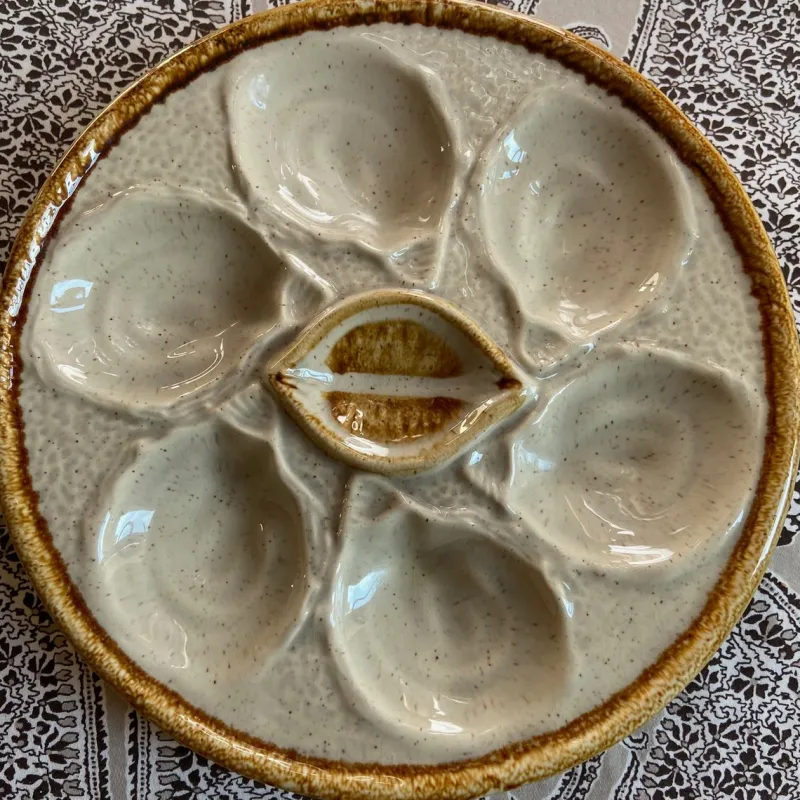 Pamono French Majolica Oyster Plates from Saint Clément, 1960s, Set of 4> Dinner Plates & Bowls