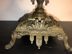 Discount Pamono French Mantel Clock with Candlesticks in Bronze, 1880s, Set of 3