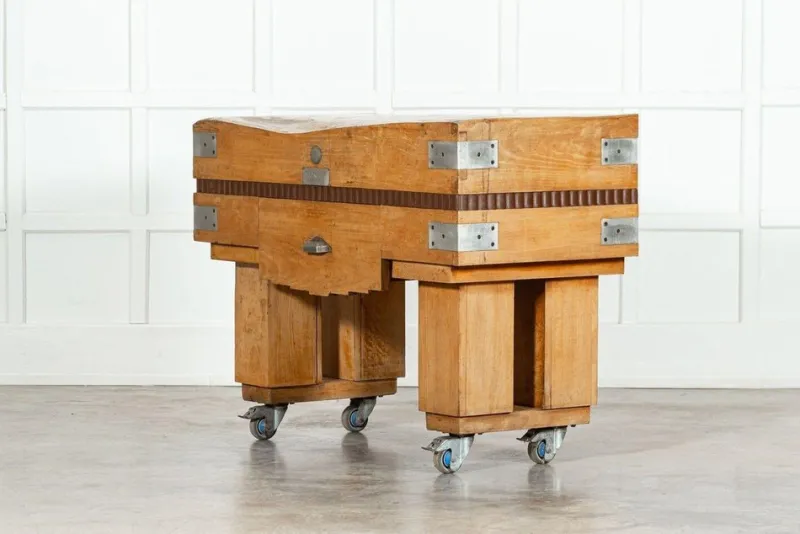 Pamono French Maple Butcher's Block Counter Table, 1930s> Worktables & Workbenches