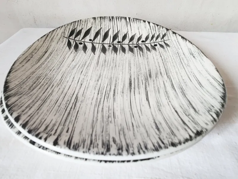 Pamono French Matt Glazed Ceramic Dinner Plate with Black Olive Leaf from Salins Toledo, 1960s, Set of 17> Dinner Plates & Bowls