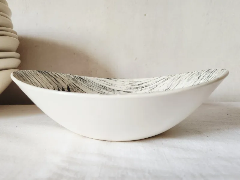 Pamono French Matt Glazed Ceramic Dessert Bowls with Black Olive Leaf from Salins Toledo, 1960s, Set of 11> Bowls