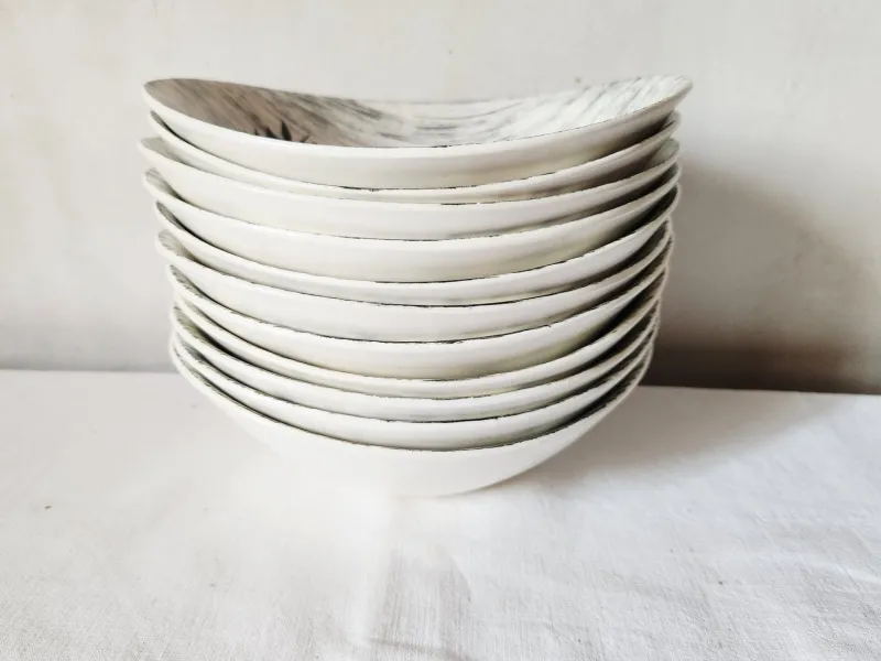 Pamono French Matt Glazed Ceramic Dessert Bowls with Black Olive Leaf from Salins Toledo, 1960s, Set of 11> Bowls