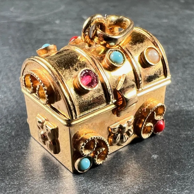 Pamono French Mechanical Treasure Chest 18k Yellow Gold Gem Set Charm Pendant, 1950s> Necklaces