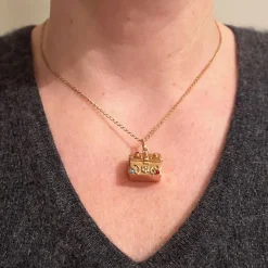 Pamono French Mechanical Treasure Chest 18k Yellow Gold Gem Set Charm Pendant, 1950s><noscript><img width=