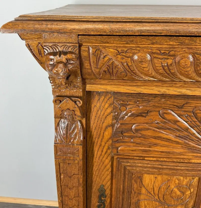 Hot Pamono French Oak Carved Nightstand
