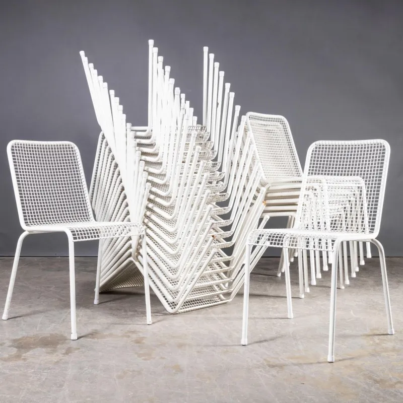 Pamono French Original Wire Mesh White Outdoor Dining Chair, 1970s> Garden Seating