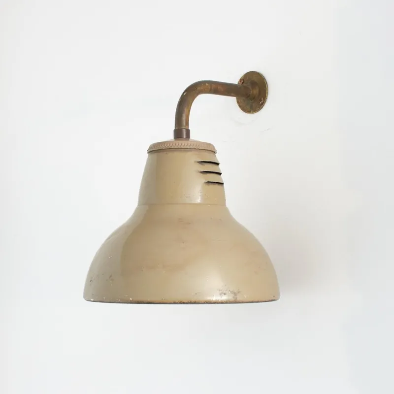 Pamono French Paris Metro Wall Lights from Holophane, 1930s, Set of 2> Wall Lights & Sconces