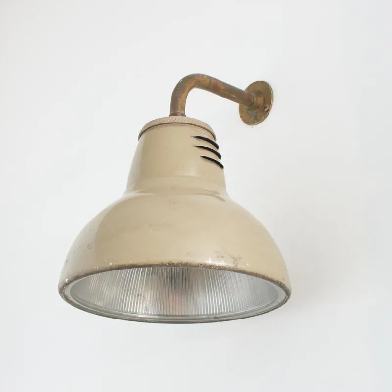 Pamono French Paris Metro Wall Lights from Holophane, 1930s, Set of 2> Wall Lights & Sconces