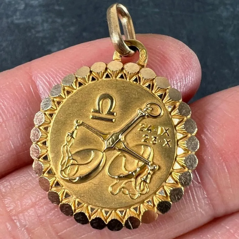 Pamono French Perroud Large Libra Zodiac Starsign 18k Yellow Gold Charm Pendant, 1930s> Necklaces
