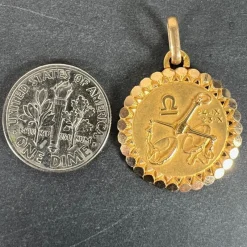 Pamono French Perroud Large Libra Zodiac Starsign 18k Yellow Gold Charm Pendant, 1930s><noscript><img width=