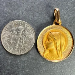 New Pamono French Perroud Virgin Mary 18k Yellow Gold Medal Pendant from Dropsy, 1930s