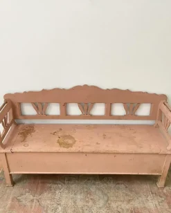 Sale Pamono French Pink Settle Bench, Early 20th Century