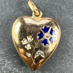 New Pamono French Puffy Love Heart Flowers 18k Yellow Gold Enamel Pearl Pendant, 1890s