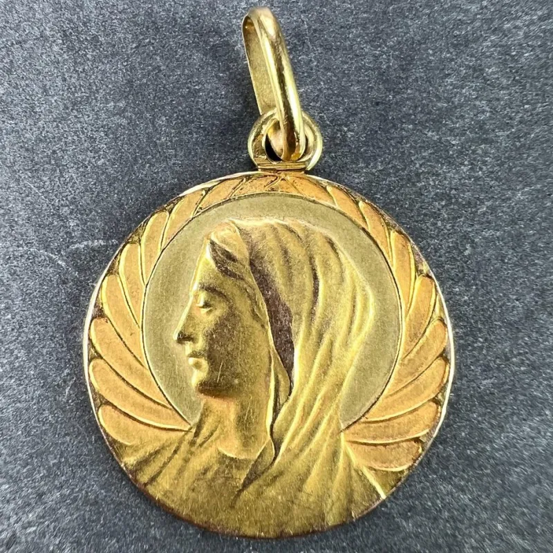 Pamono French Religious Virgin Mary 18k Yellow Gold Medal Pendant, 1890s> Necklaces