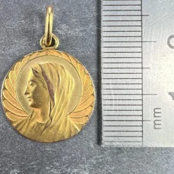 Pamono French Religious Virgin Mary 18k Yellow Gold Medal Pendant, 1890s><noscript><img width=