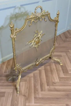 Pamono French Rococo Brass Fire Guard><noscript><img width=