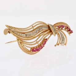 Best Pamono French Ruby, Diamonds and 18 Karat Yellow Gold Brooch, 1960s