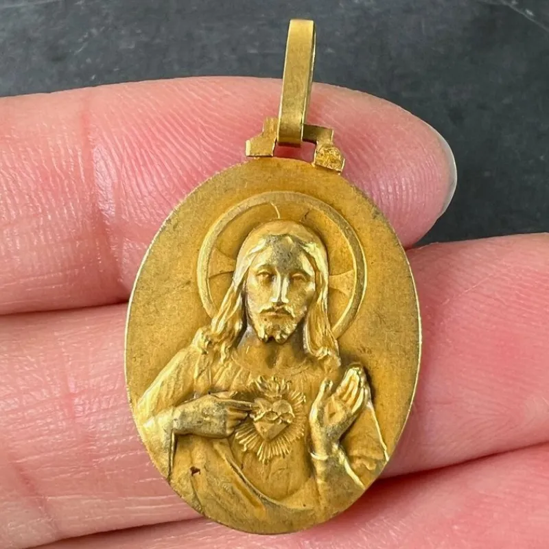 Pamono French Sacred Heart Madonna and Child 18k Yellow Gold Medal Pendant from Perriat, 1930s> Necklaces