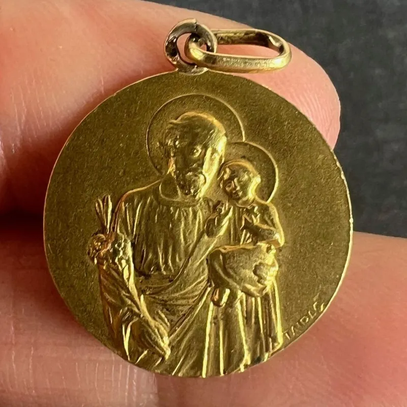 Clearance Pamono French Tairac Saint Joseph and Jesus 18k Yellow Gold Medal Pendant, 1890s