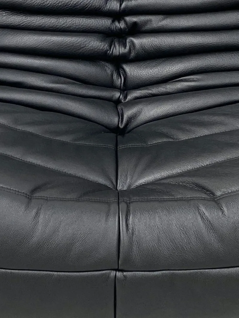 Pamono French Togo Living Room Set in Black Leather by Michel Ducaroy for Ligne Roset., Set of 3> Living Room Sets