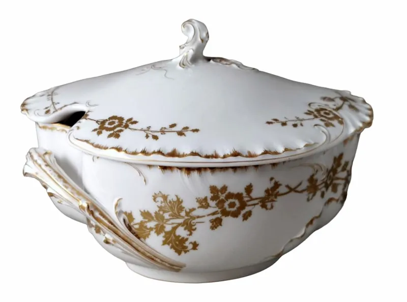 Pamono French Tureen in White Porcelain and Gold Decoration from Haviland & Co., 1902