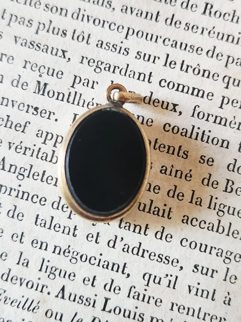 Pamono French Victorian Onyx Maritime Lucky Charm Locket with Gold-Filled Heart Anchor