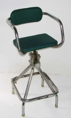 Pamono French Vintage Industrial Design Hairdressers Kids Chair, 1940><noscript><img width=