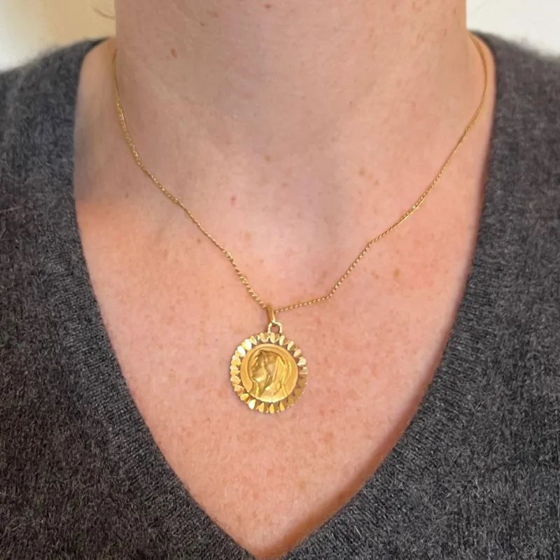 Clearance Pamono French Virgin Mary Heart Frame 18k Yellow Gold Medal Charm Pendant by Perroud, 1940s