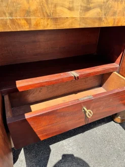 Sale Pamono French Walnut and Mahogany Secretaire, 1830