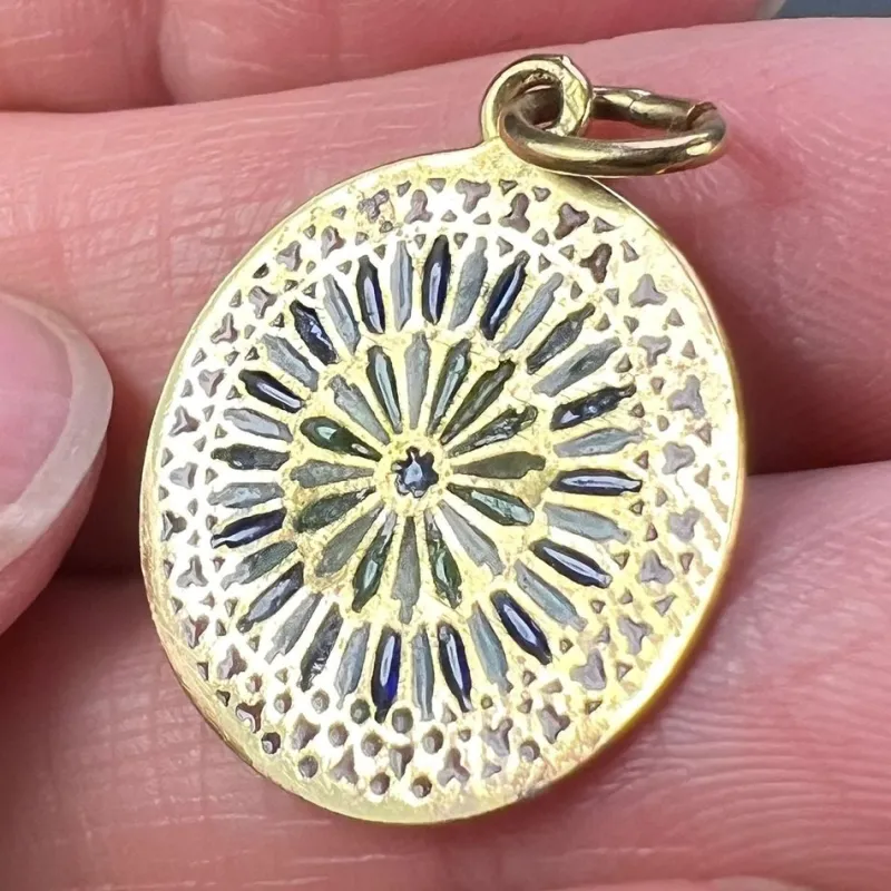 Pamono French Window Plique a Jour Enamel 18k Yellow Gold Pendant Medal, 1940s> Necklaces