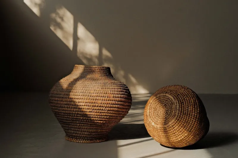 Pamono French Woven Rye Straw and Bramble Baskets, Auvergne, 1900, 1890s, Set of 2> Trunks Crates & Baskets