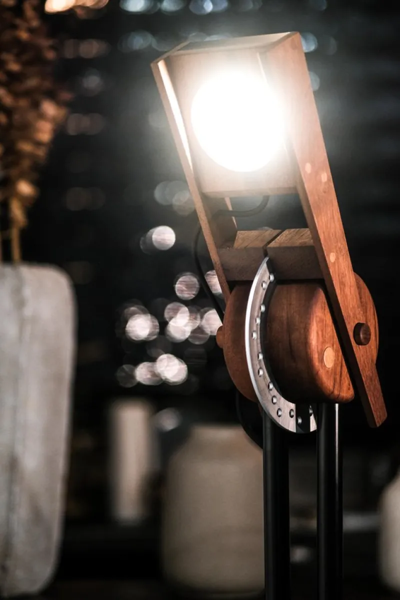 Pamono Freno Floor Lamp by Caio Superchi> Floor Lamps